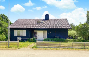Beautiful Home In Älmeboda With Kitchen